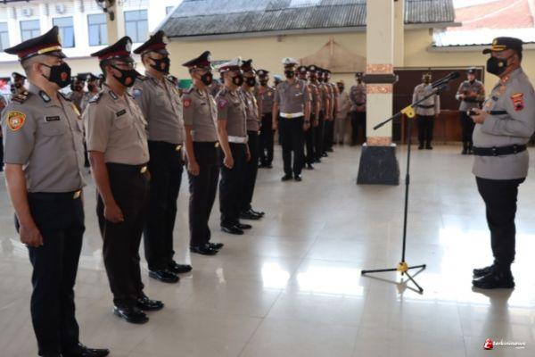 Kado Bhayangkara Ke 76 Puluhan Personel Polres Demak Naik Pangkat