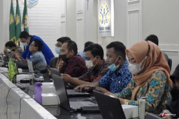 Pelatihan Penggunaan SRIKANDI Versi 2 Bagi 57 Admin OPD Kendal ...